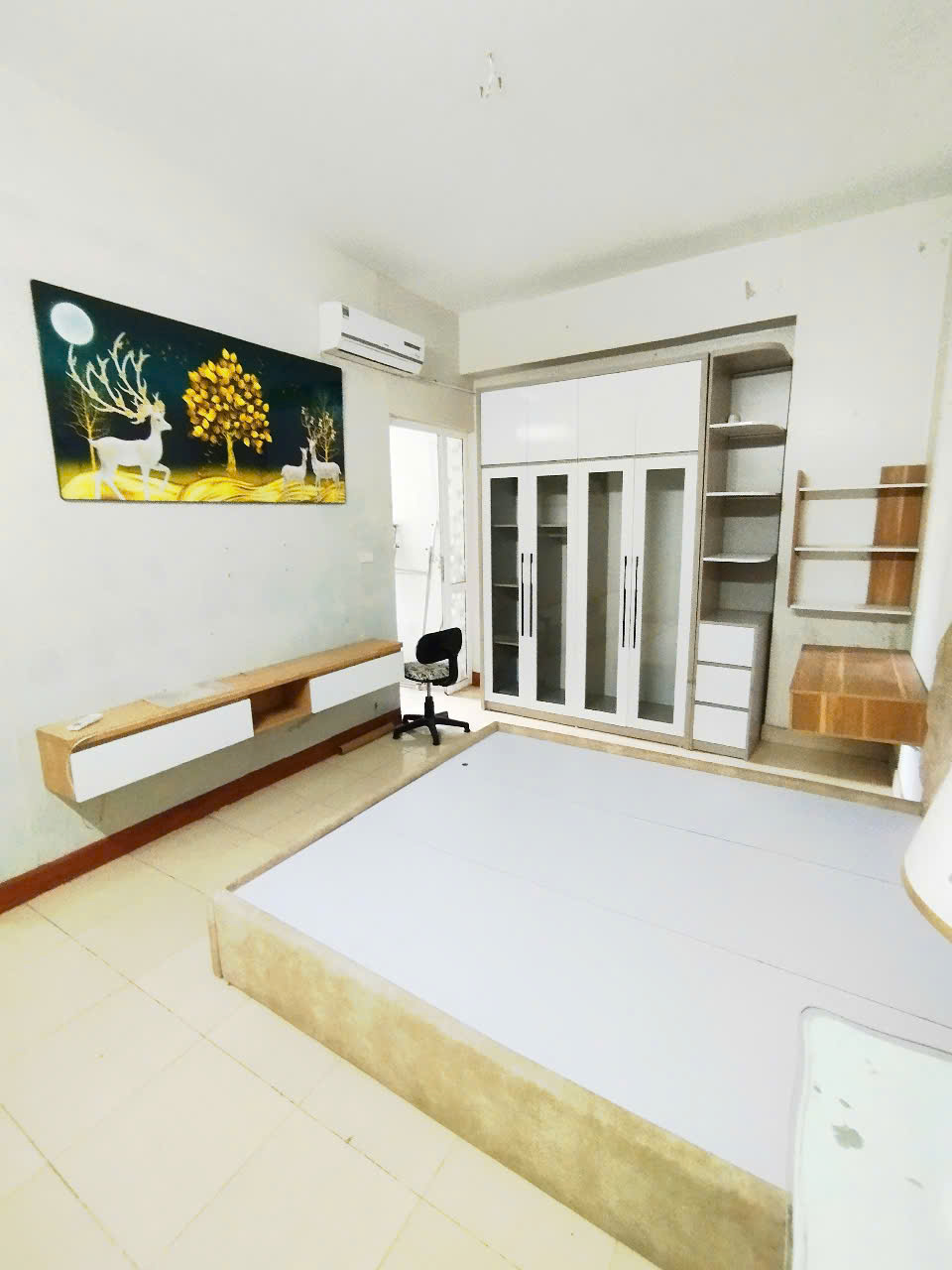 Cho thuê căn hộ chung cư Hoàng Cầu, 91m2, 2 ngủ (có thể cải tạo 1PN), có slot ô tô - Ảnh 3